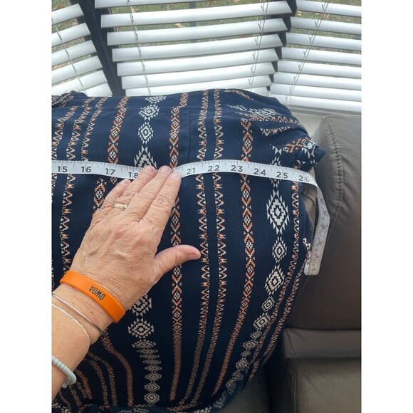 Vintage-Inspired SettleDown 3XL Button-Up Shirt Dress In Geometric Pattern - Picture 11 of 13